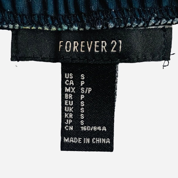 Forever 21 Abstract Printed Dress - Picture 4 of 5